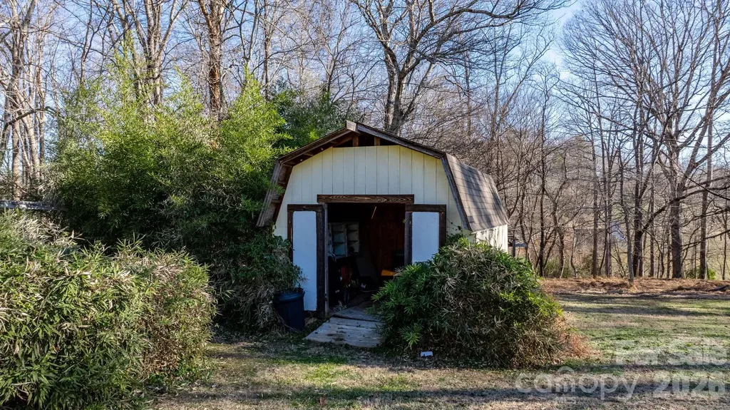 3358 Falling Creek Road Hickory NC 28601