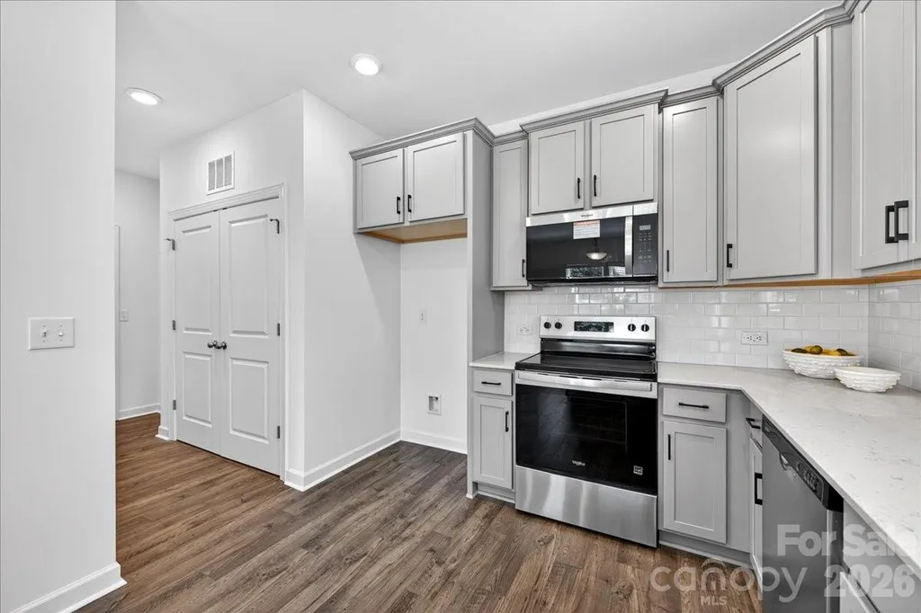 2028 Mandarin Boulevard Charlotte NC 28205