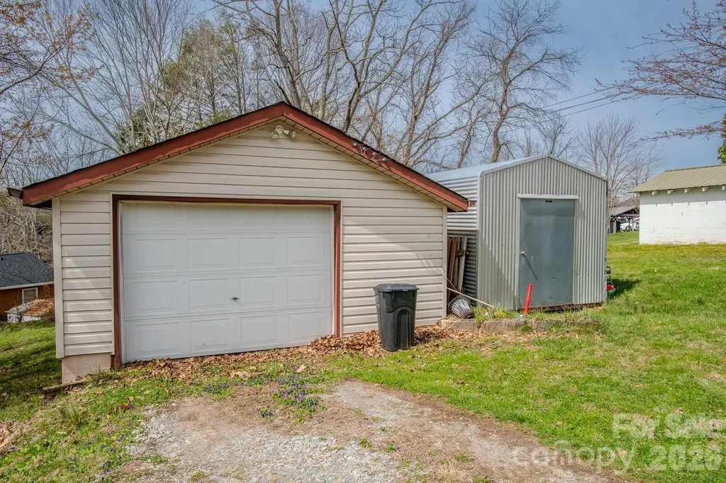 400 Summit Avenue Spruce Pine NC 28777