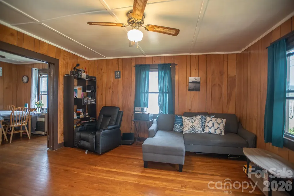 400 Summit Avenue Spruce Pine NC 28777
