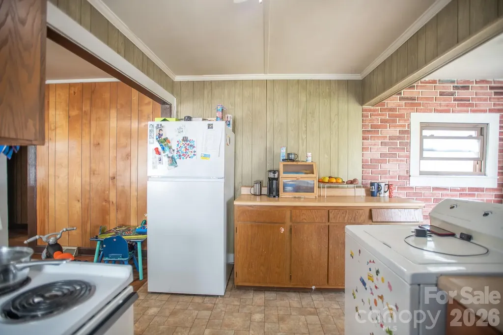 400 Summit Avenue Spruce Pine NC 28777