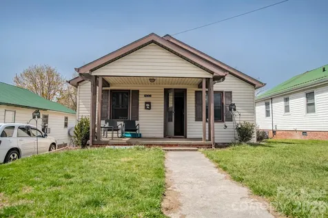 400 Summit Avenue Spruce Pine NC 28777