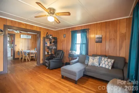 400 Summit Avenue Spruce Pine NC 28777