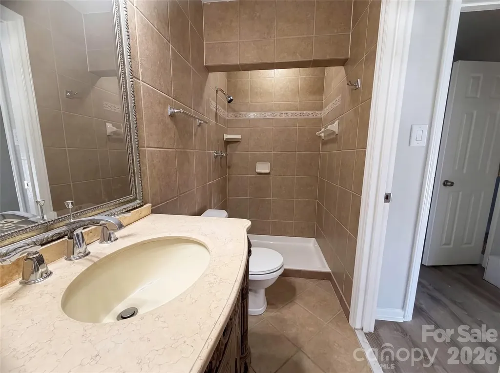 1512 Buckingham Avenue Gastonia NC 28054