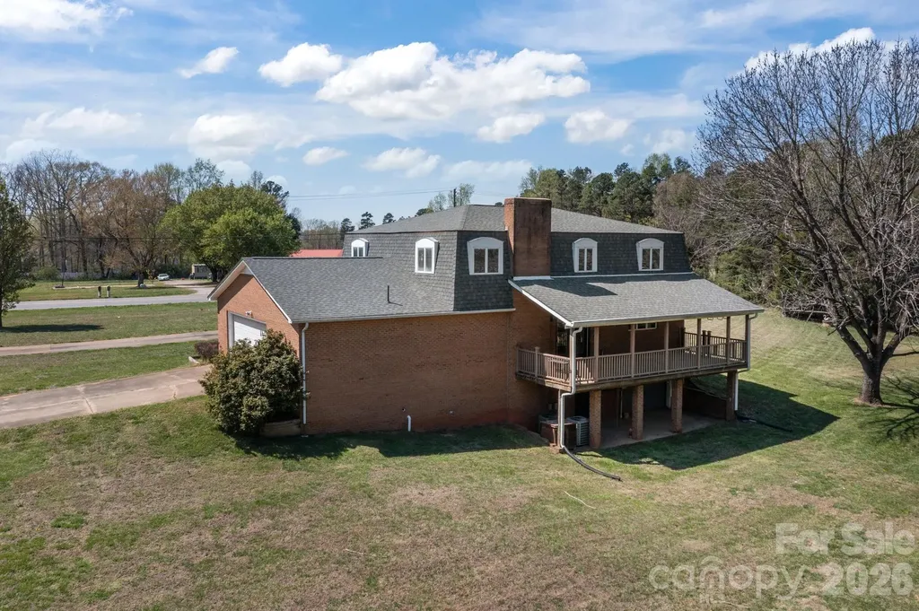 1463 Charlotte Highway Mooresville NC 28115