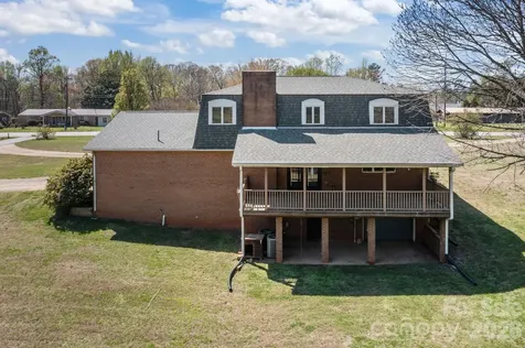 1463 Charlotte Highway Mooresville NC 28115