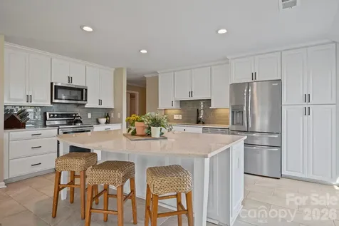 22 Honeysuckle Lane Lake Wylie SC 29710