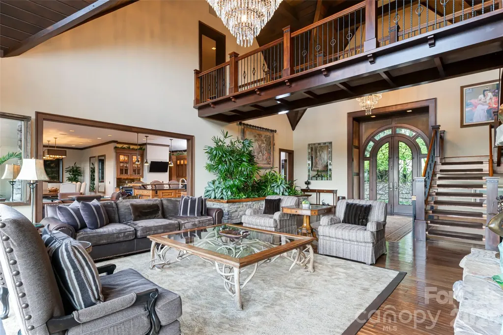 66 N Deerhaven Lane Asheville NC 28803