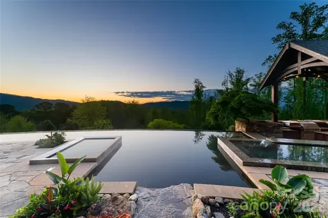 66 N Deerhaven Lane Asheville NC 28803
