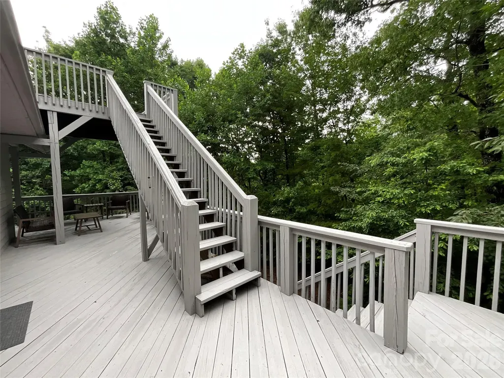 121 Fern Loop Lake Lure NC 28746