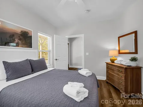 121 Fern Loop Lake Lure NC 28746