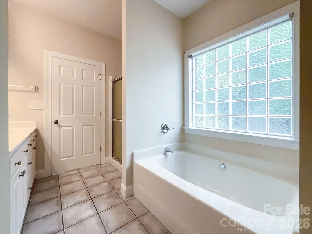 1406 Kent Court Monroe NC 28110