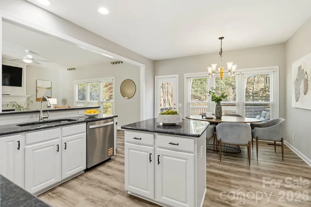2732 Providence Spring Lane Charlotte NC 28270