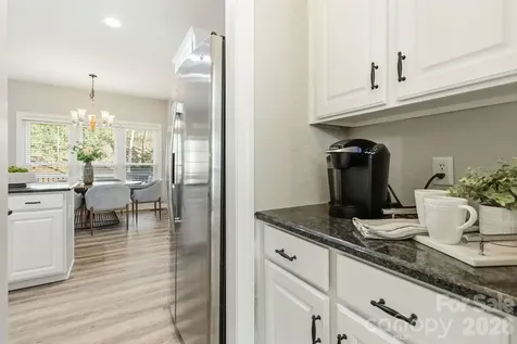 2732 Providence Spring Lane Charlotte NC 28270