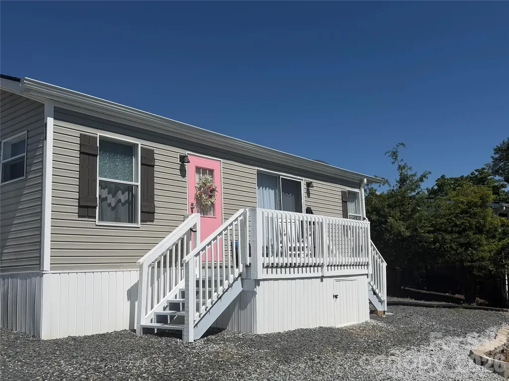 166 Eagle Drive New London NC 28127
