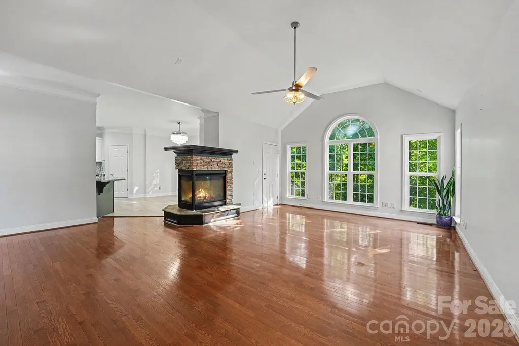 161 Dairy Farm Road Mooresville NC 28115