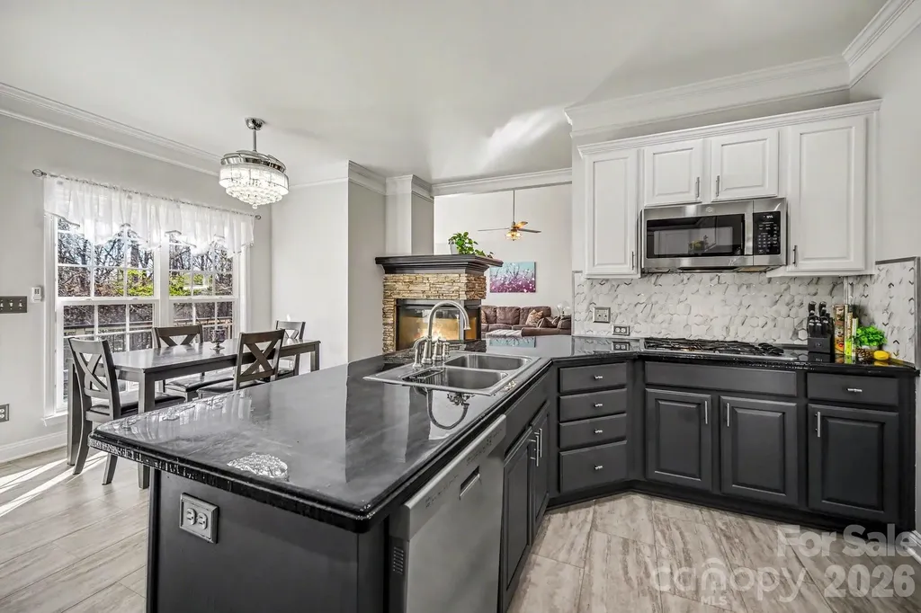 161 Dairy Farm Road Mooresville NC 28115