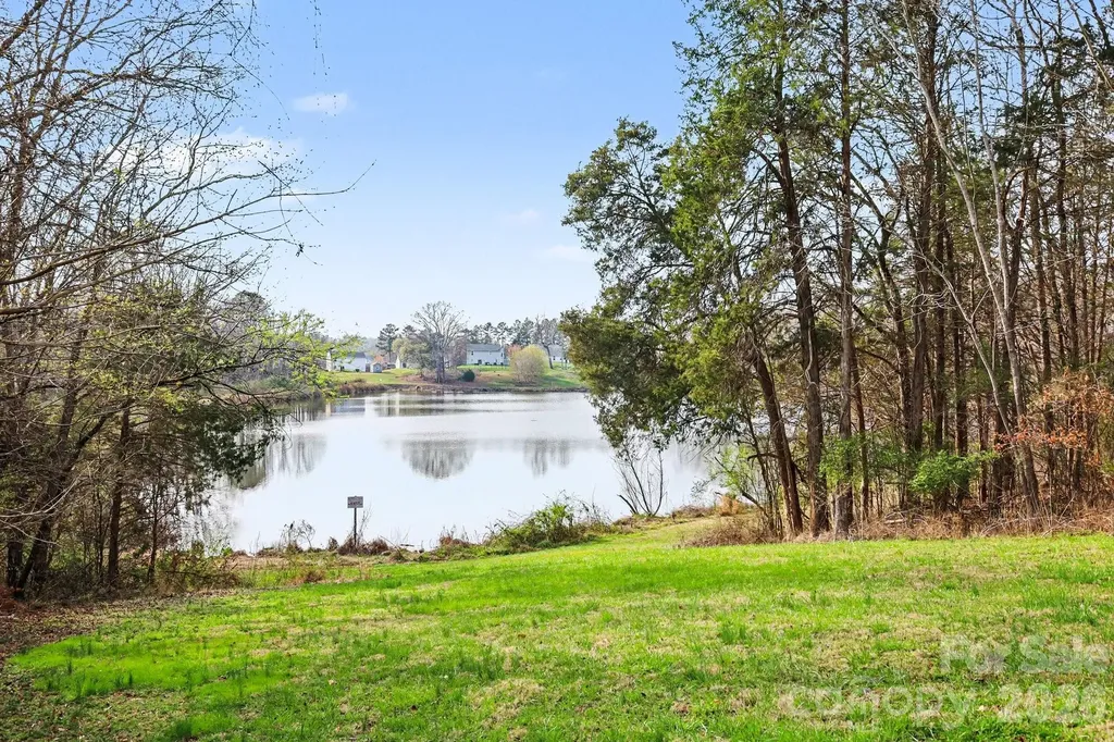 1162 Crestmont Drive SE Concord NC 28025