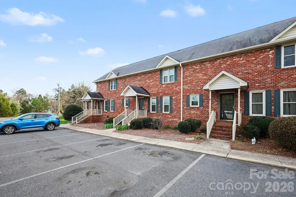 1162 Crestmont Drive SE Concord NC 28025