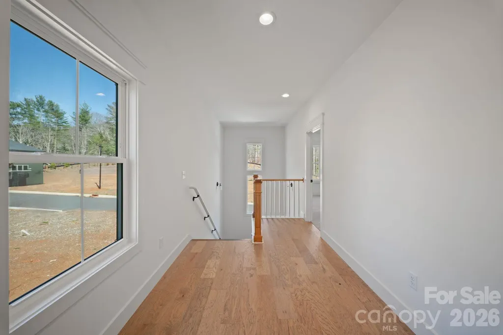 128 Collin Place Asheville NC 28804
