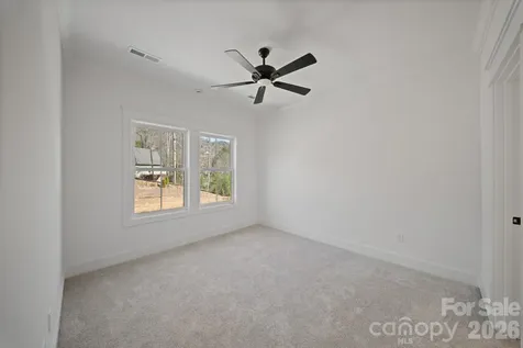 128 Collin Place Asheville NC 28804