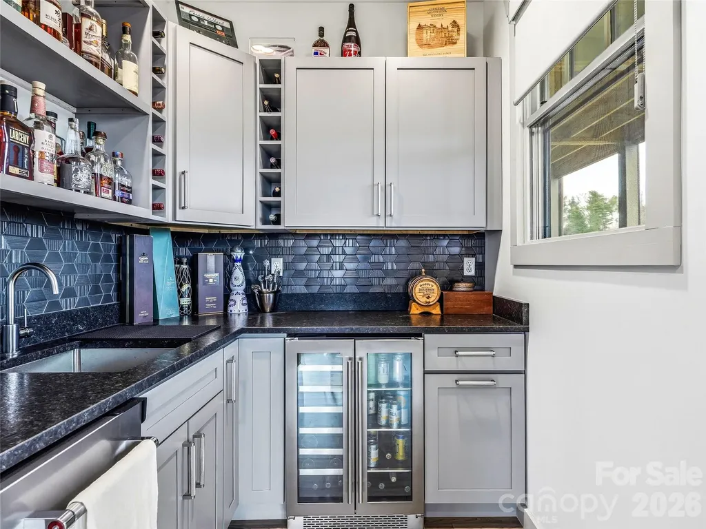 80 Caledonia Road Asheville NC 28803