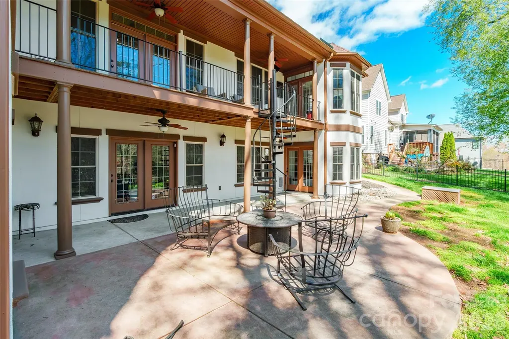 2360 Smith Harbour Drive Denver NC 28037
