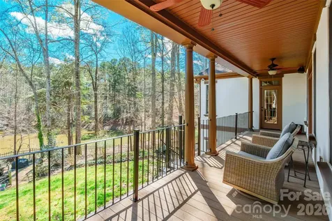 2360 Smith Harbour Drive Denver NC 28037