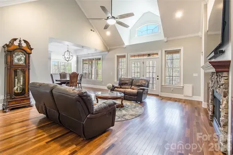 2360 Smith Harbour Drive Denver NC 28037