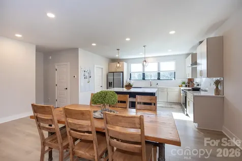 3538 Saker Lane Charlotte NC 28211
