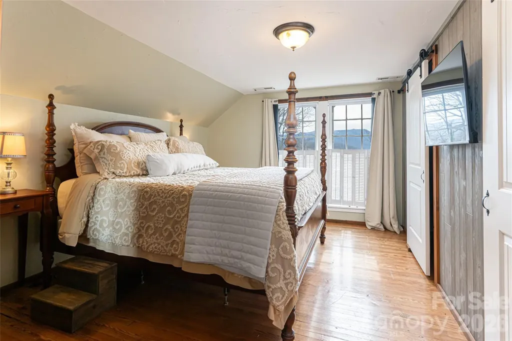 147 Preservation Way Waynesville NC 28786