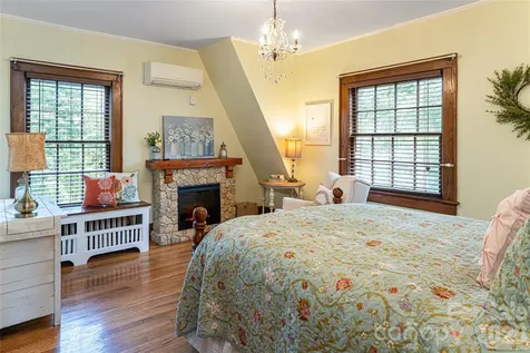 147 Preservation Way Waynesville NC 28786