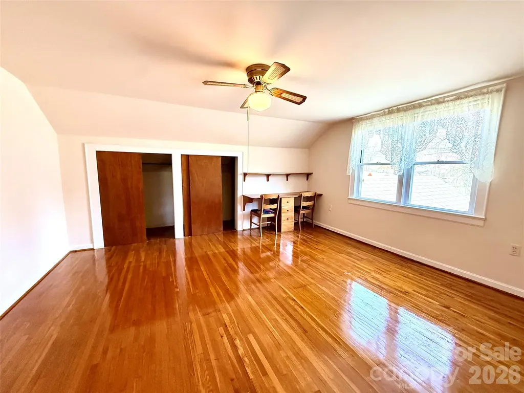 1005 N Main Street Oakboro NC 28129