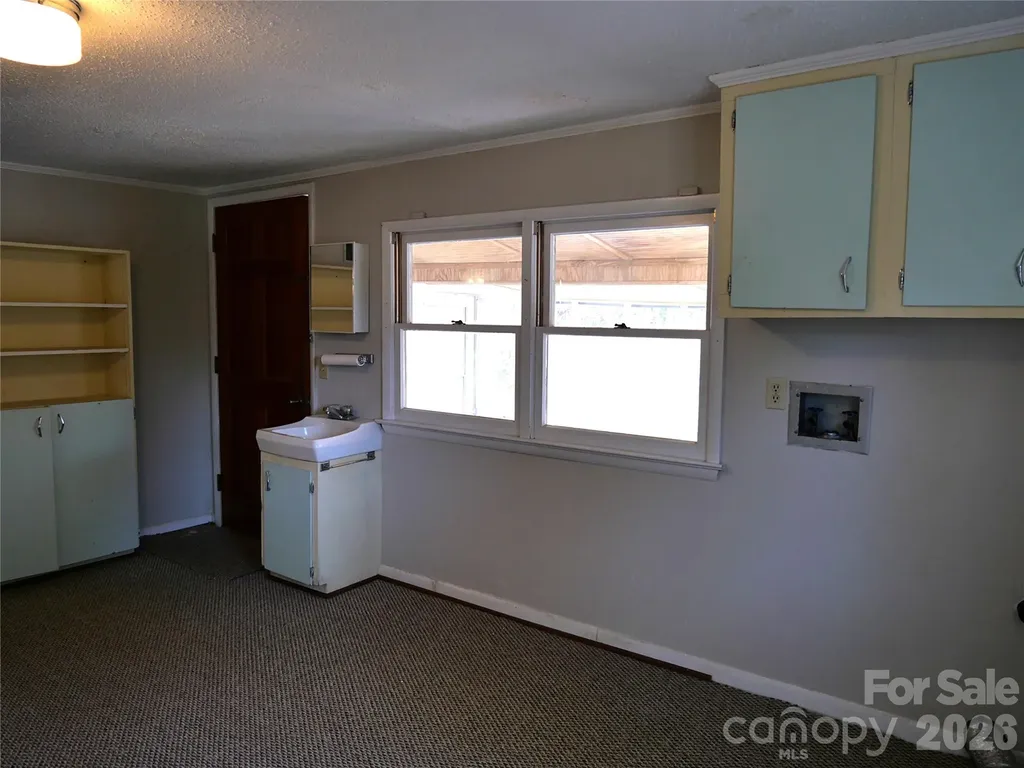 220 N Russell Street Troy NC 27371