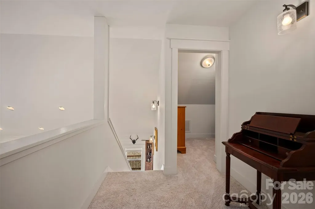 823 Silverstone Drive Hendersonville NC 28792