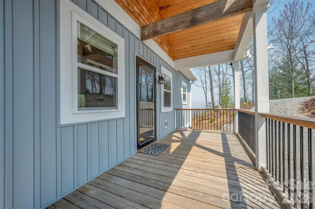 823 Silverstone Drive Hendersonville NC 28792