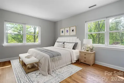 114 Cambridge Road Asheville NC 28804