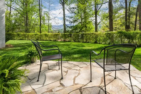 114 Cambridge Road Asheville NC 28804