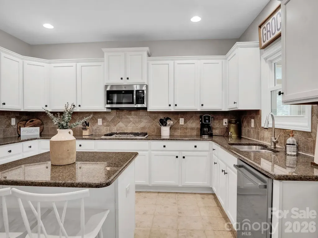 1800 Robbins Meadows Drive Waxhaw NC 28173
