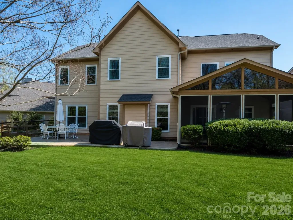 1800 Robbins Meadows Drive Waxhaw NC 28173