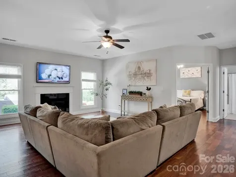 1800 Robbins Meadows Drive Waxhaw NC 28173