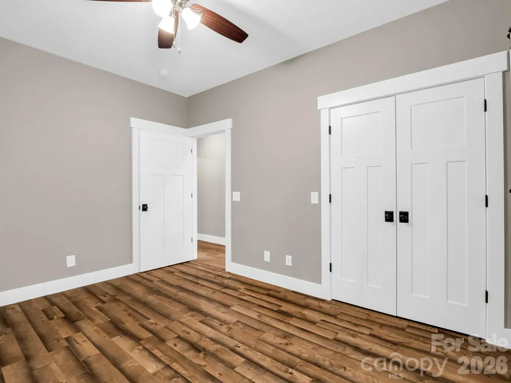 38 Scenic View Drive Hendersonville NC 28792