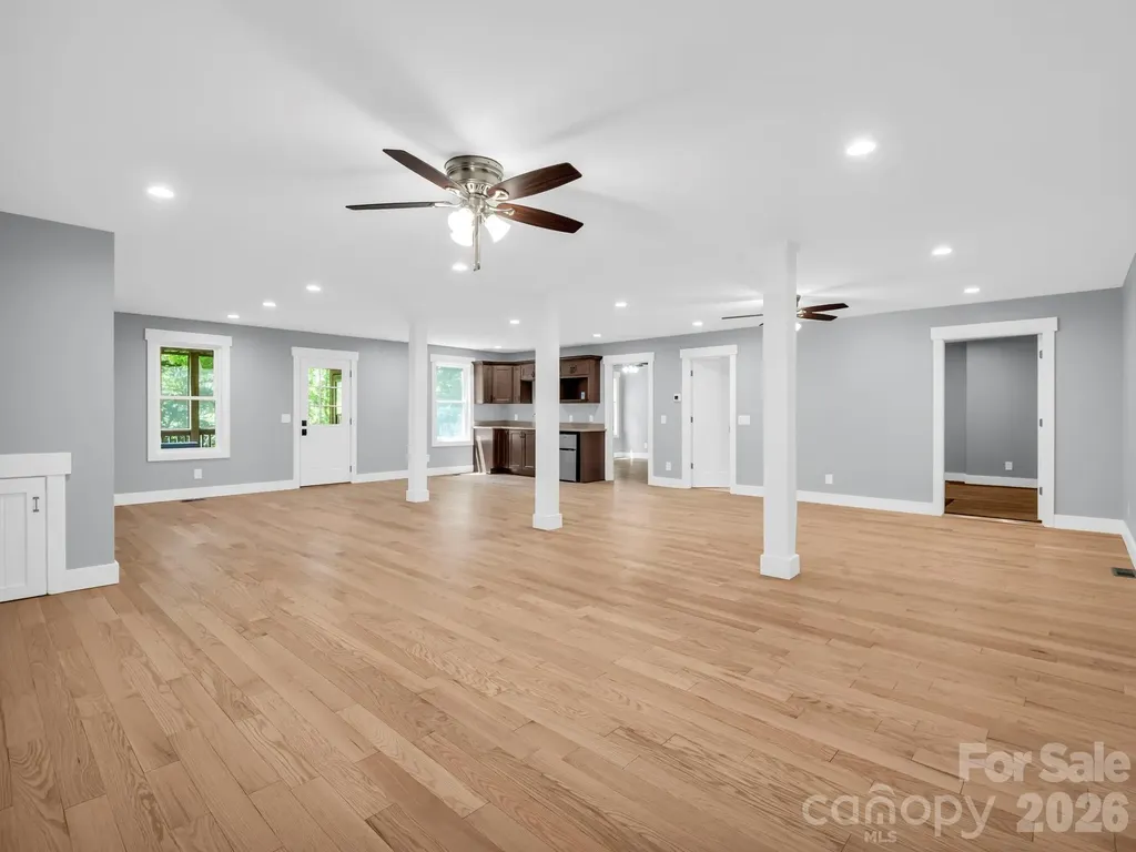 38 Scenic View Drive Hendersonville NC 28792