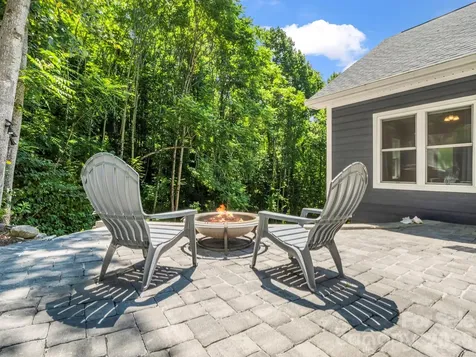 38 Scenic View Drive Hendersonville NC 28792