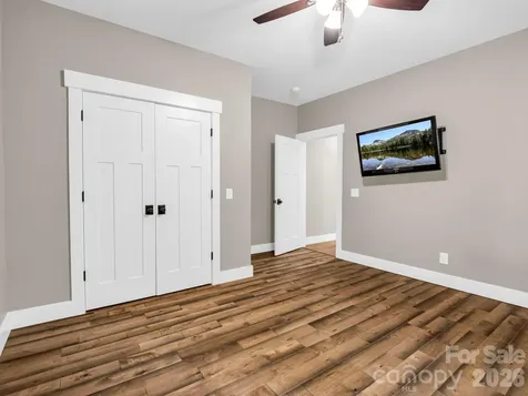 38 Scenic View Drive Hendersonville NC 28792