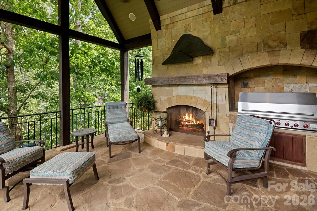 1829 Bella Vista Court Arden NC 28704
