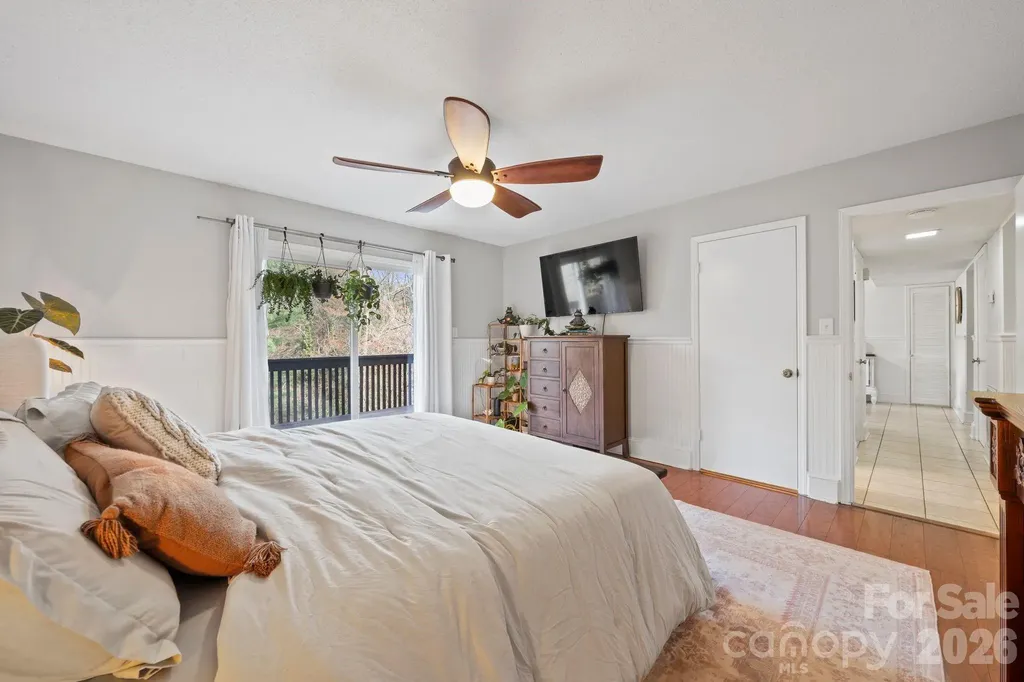 350 21st Avenue Drive NW Hickory NC 28601