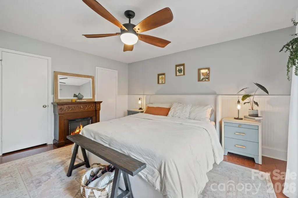 350 21st Avenue Drive NW Hickory NC 28601