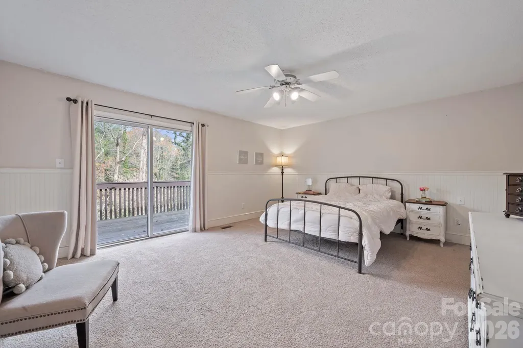 350 21st Avenue Drive NW Hickory NC 28601