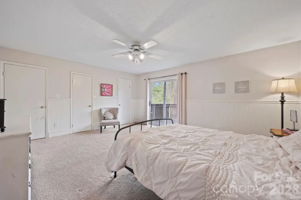 350 21st Avenue Drive NW Hickory NC 28601